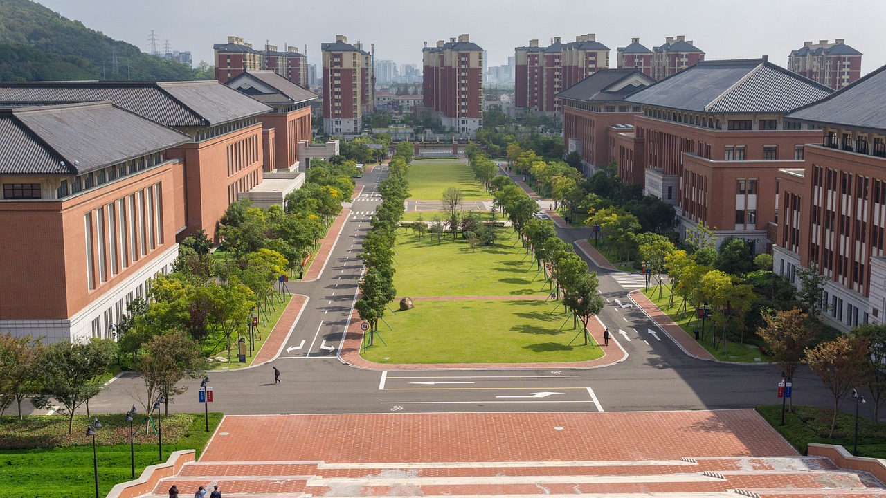 浙江省大学体育彩票，机遇与挑战并存